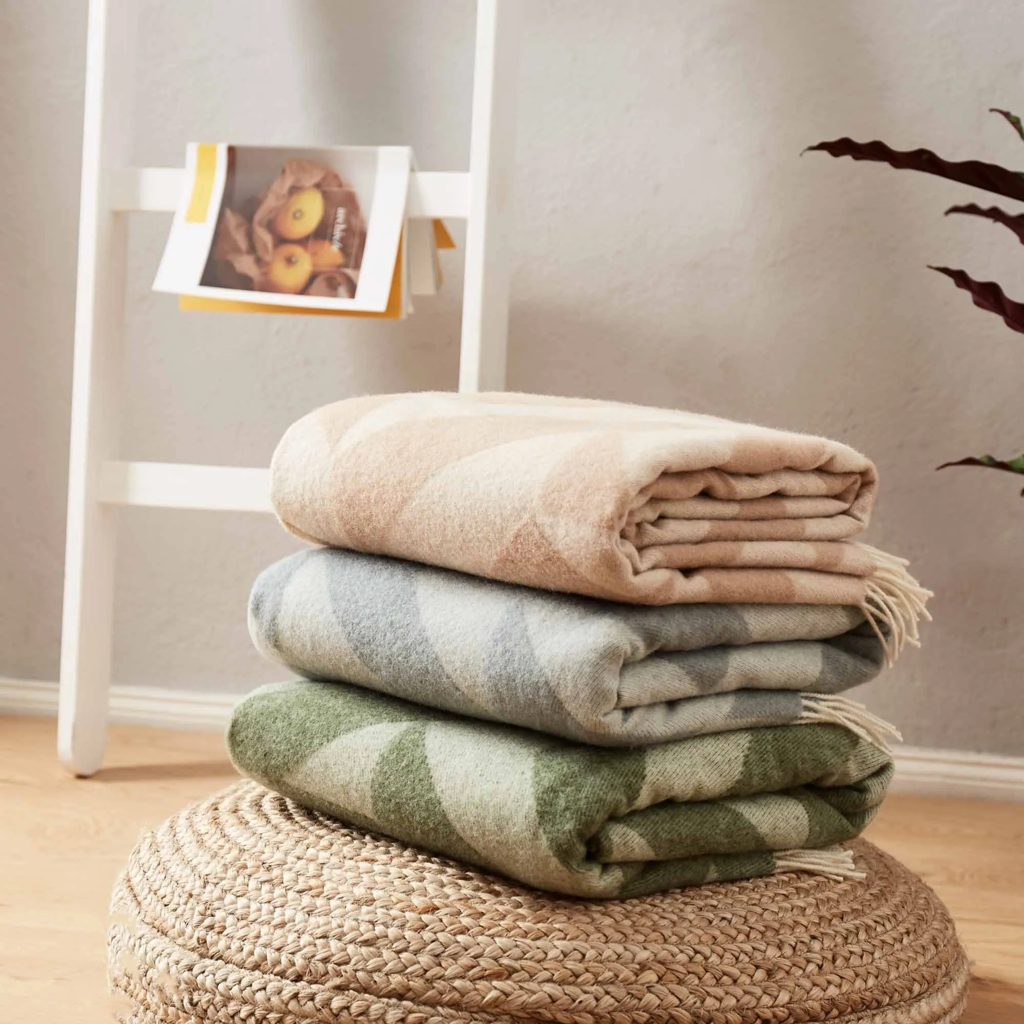 Farum Merino Blanket [Green/Cream]