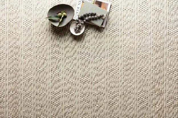 Myra MYR-03 White/Natural Rug