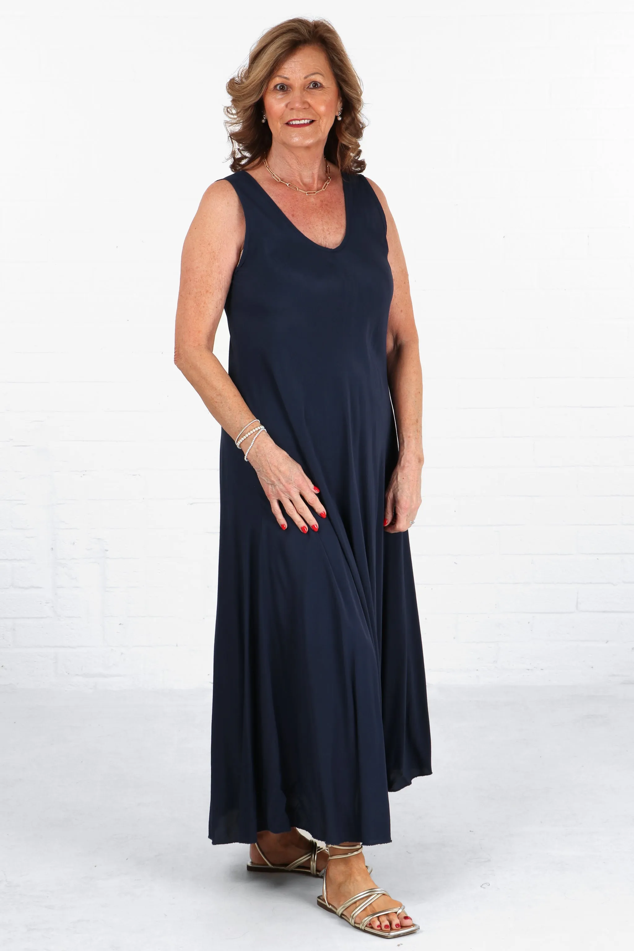 V-Neck Maxi Trapeze Dress in Navy Blue